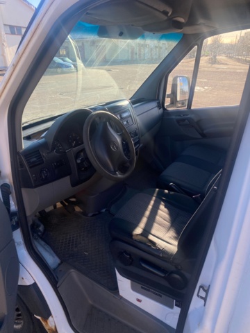 986617-14 Mercedes-Benz Sprinter 318 CDI with tail lift -2007