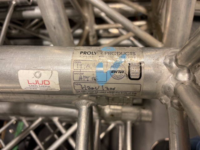 986163-2 Tross Prolyte H30V-L300, 9 pieces