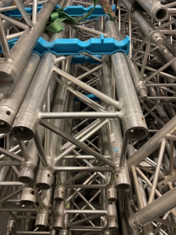 986163-8 Tross Prolyte H30V-L300, 9 pieces