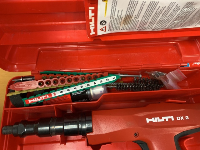 940966-2 Bultpistol Hilti DX 2