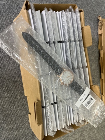 962658-19 Abbot & Mosley Watches approx. 550 pieces