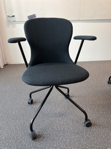 923153-6 Table, terrazzo and 7 chairs, Fogia