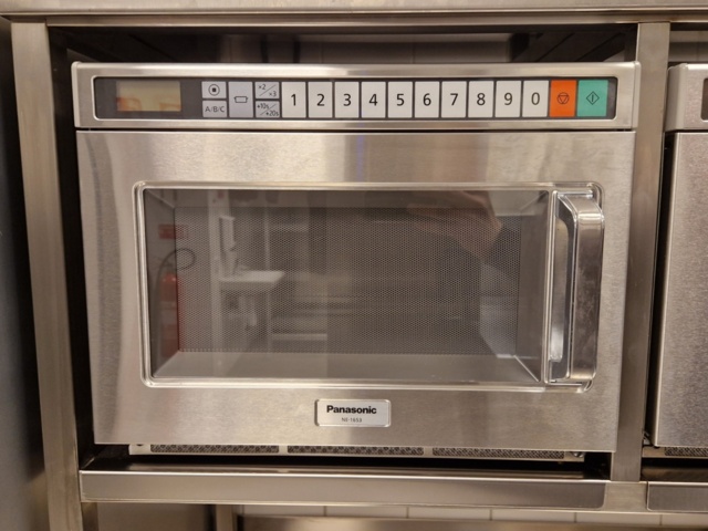 987212-1 Microwave oven Panasonic NE-1653