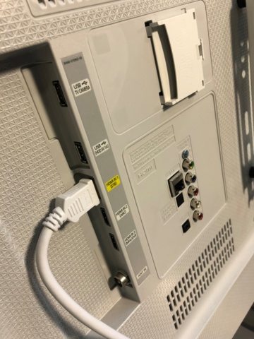 987314-8 Samsung UE40J5515AK 40-tuuman Smart TV - Ei pohjahintaa