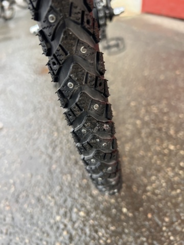 982582-8 Cycle Naits Pumpbin 7