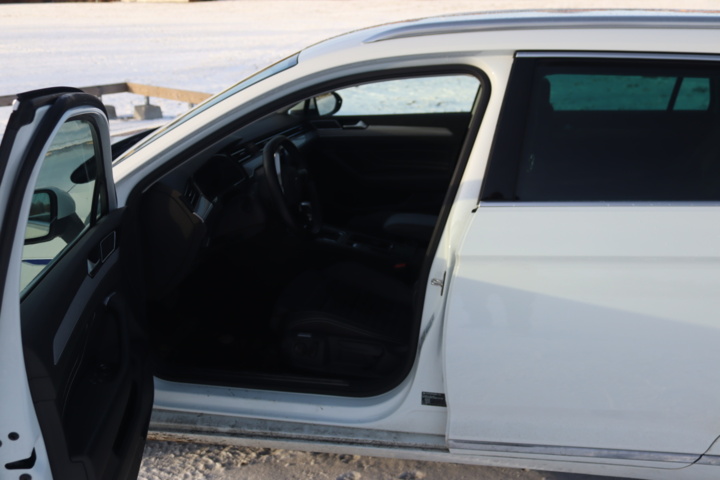 987397-14 Volkswagen Passat Variant GTE - 2021