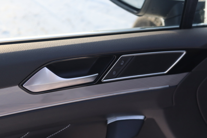 987397-15 Volkswagen Passat Variant GTE - 2021