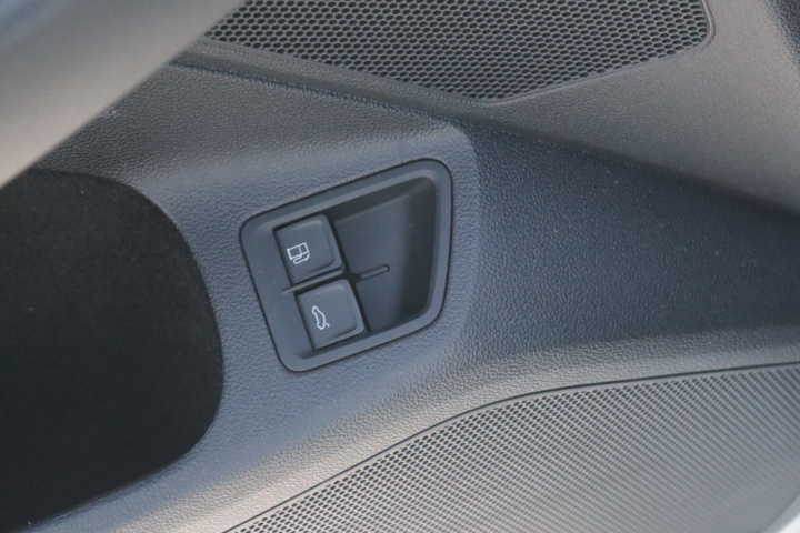 987397-16 Volkswagen Passat Variant GTE - 2021