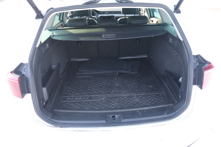 987397-29 Volkswagen Passat Variant GTE - 2021