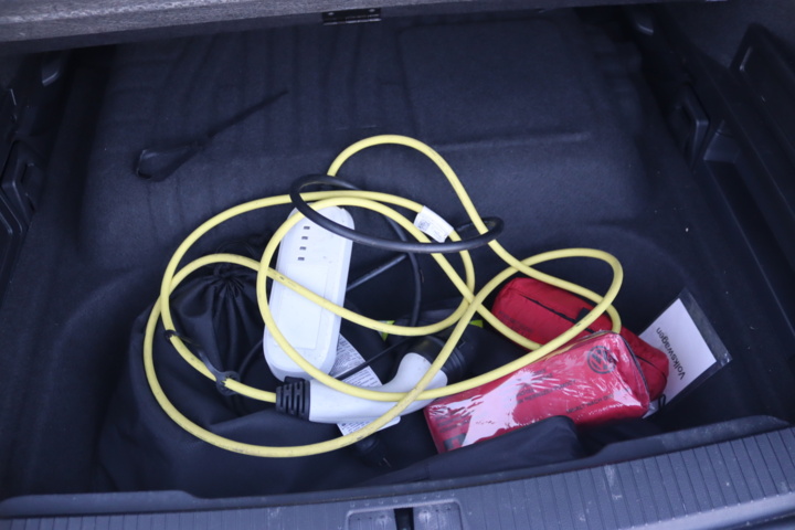 987397-35 Volkswagen Passat Variant GTE - 2021