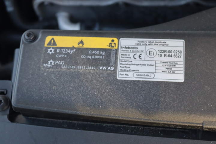 987397-44 Volkswagen Passat Variant GTE - 2021