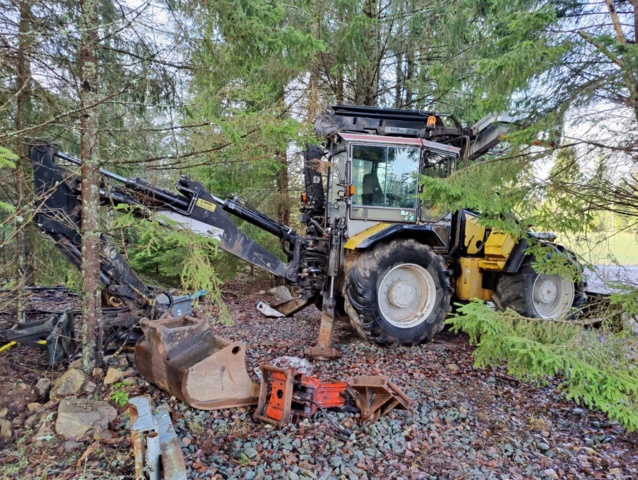 940108-15 Backhoe loader Huddig 1160, 1999