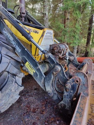 940108-25 Backhoe loader Huddig 1160, 1999