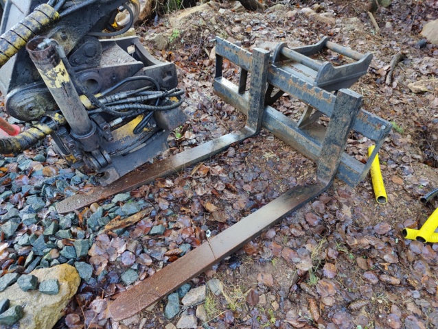 940108-109 Backhoe loader Huddig 1160, 1999