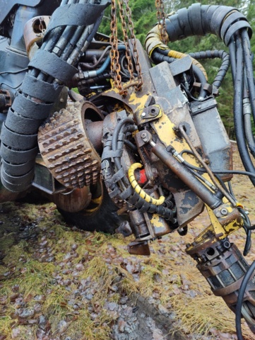 940109-40 Harvester Osa 250 - Repair object