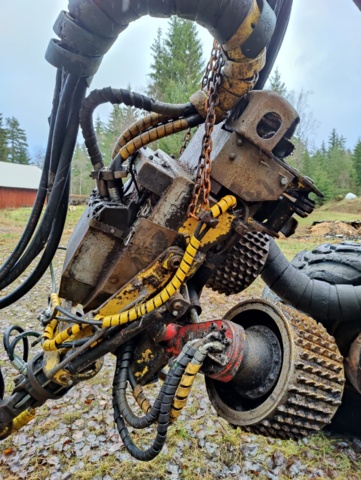 940109-42 Harvester Osa 250 - Repair object