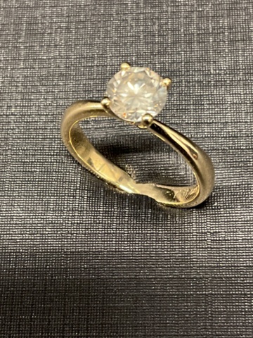 961557-4 Ring in gold 14K with 1.01ct diamond