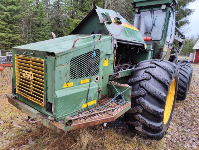 940109-73 Harvester Osa 250 - Repair object