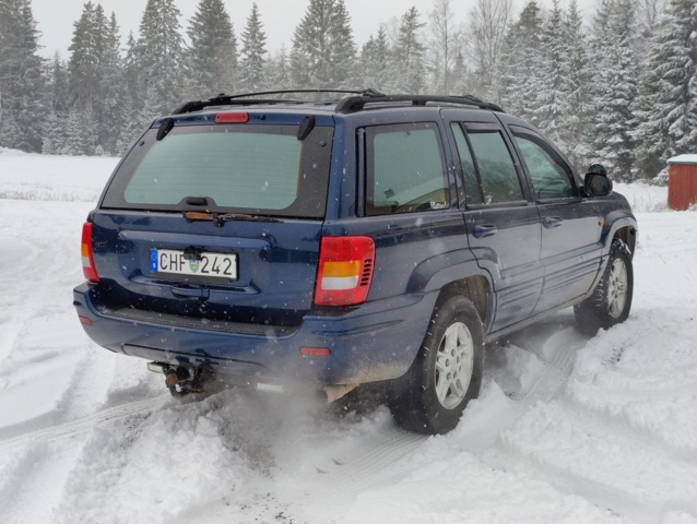 940111-7 Jeep Grand Cherokee 4.7 V8 4WD - 2000