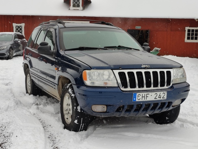 940111-13 Jeep Grand Cherokee 4.7 V8 4WD - 2000