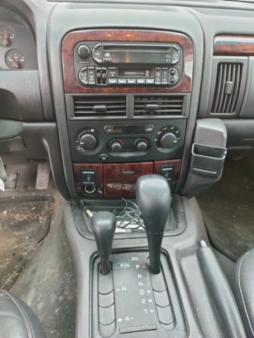 940111-28 Jeep Grand Cherokee 4.7 V8 4WD - 2000