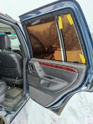 940111-37 Jeep Grand Cherokee 4.7 V8 4WD - 2000