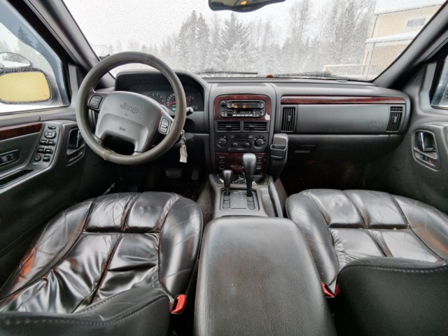 940111-41 Jeep Grand Cherokee 4.7 V8 4WD - 2000