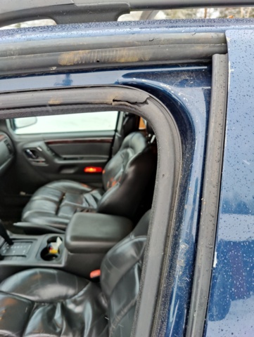 940111-80 Jeep Grand Cherokee 4.7 V8 4WD - 2000