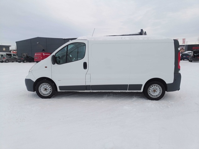 928824-8 Opel Vivaro Van 2.9t 2.0 CDTI -2011