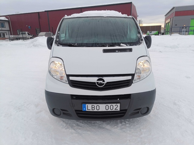 928824-6 Opel Vivaro Van 2.9t 2.0 CDTI -2011