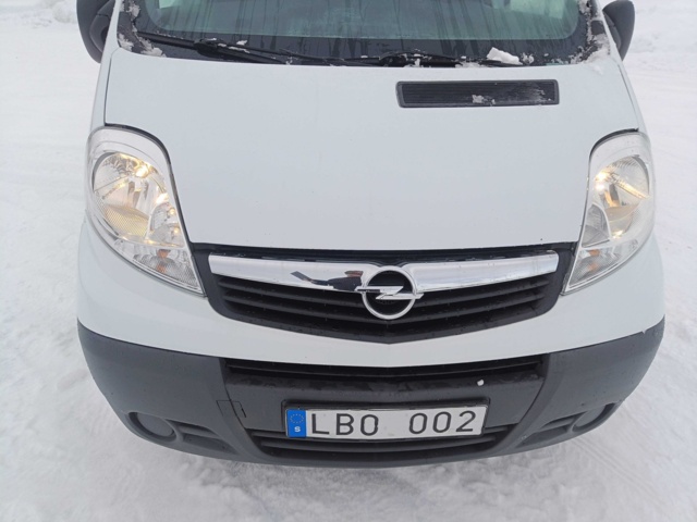 928824-20 Opel Vivaro Van 2.9t 2.0 CDTI -2011