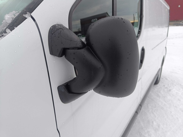 928824-21 Opel Vivaro Van 2.9t 2.0 CDTI -2011