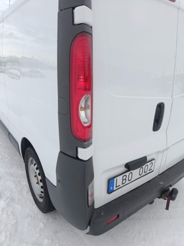 928824-31 Opel Vivaro Van 2.9t 2.0 CDTI -2011