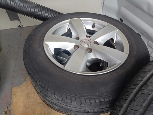 928824-65 Opel Vivaro Van 2.9t 2.0 CDTI -2011