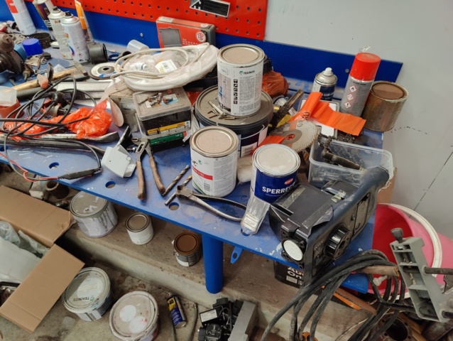 986384-4 Workbench with tool board (Updated info)