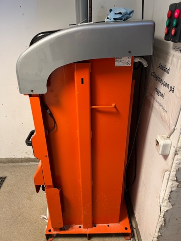 746930-3 Baler, Orwak Compactor 3110