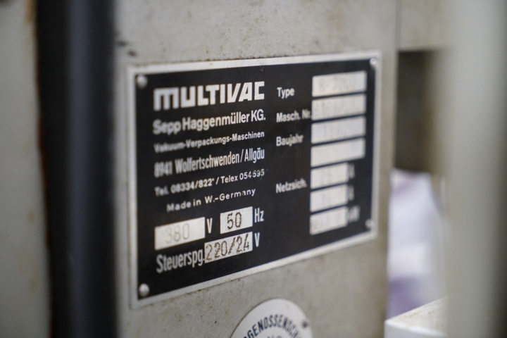 987574-4 Packaging machine Multivac R7000 - 1998