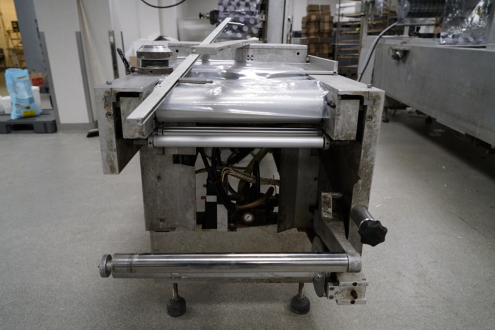 987574-11 Packaging machine Multivac R7000 - 1998