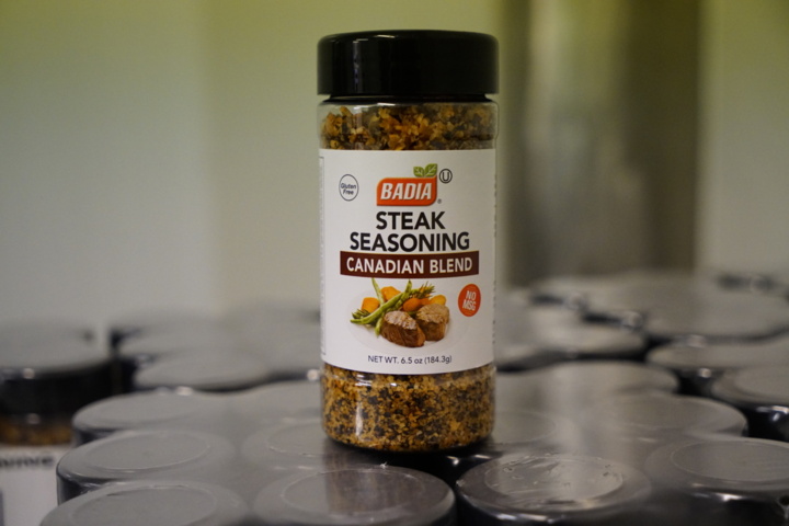 987576-1 Lot of frying spices - 950 cans Canadian blend