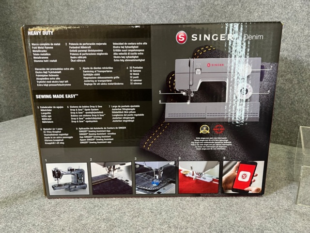 662934-7 Sewing machine Singer Heavy Duty 6335M (New in box)