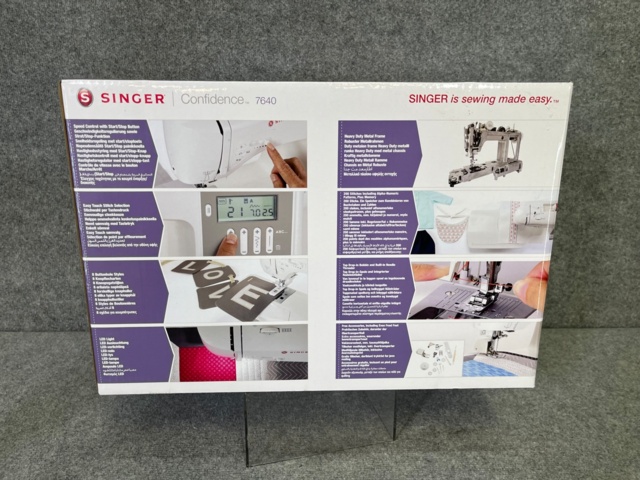 662940-7 Singer Sewing machine Confidence 7640 (New in box)