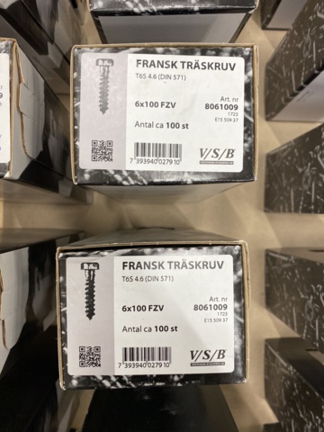 987646-21 Assortment with French wood screw