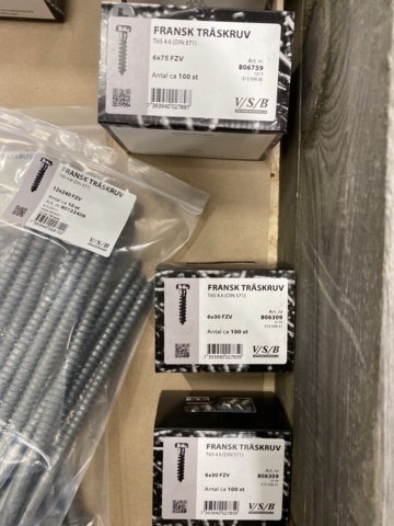 987647-4 Assortment with French wood screw