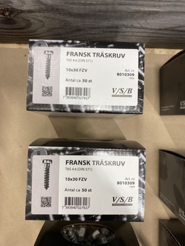 987647-11 Assortment with French wood screw