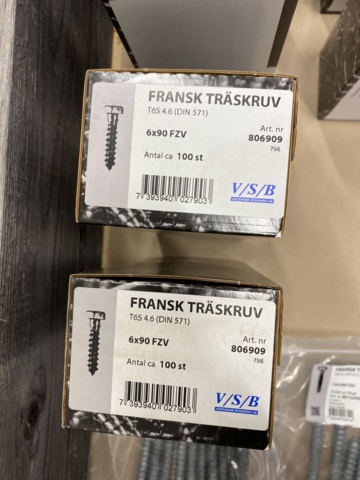 987647-19 Assortment with French wood screw