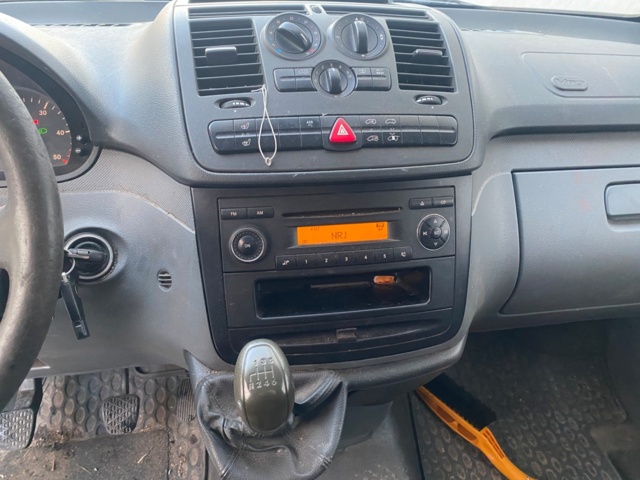 987898-20 Mercedes-Benz Vito 109 CDI -2008