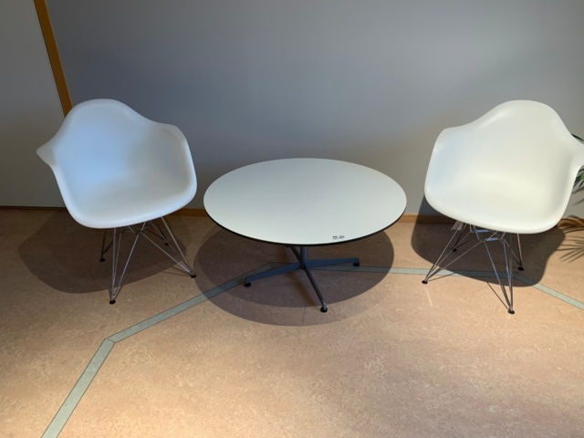 956112-1 Round pillar table and two chairs