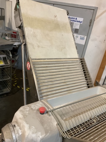 961628-3 Rolling machine Rondo on wheels