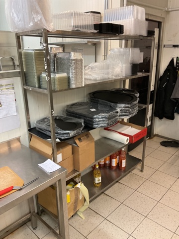 961648-6 3 stainless steel shelves