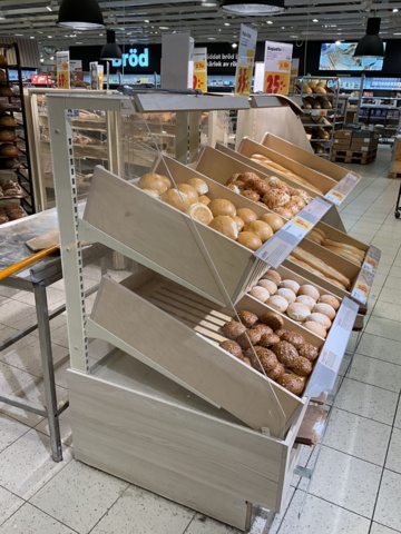 961662-10 Hyllinredning för bröd i vinkel